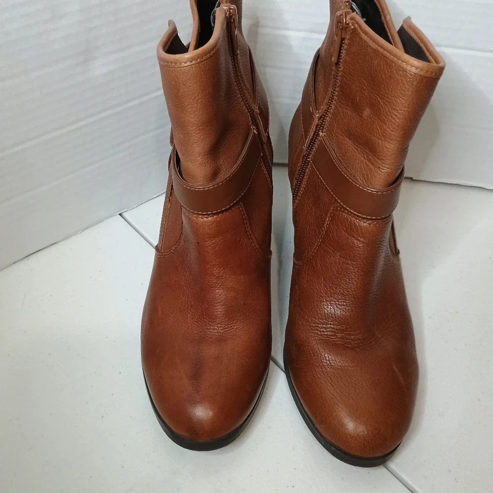 Bar III Women's Boots Size 8